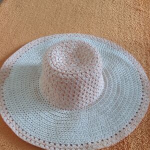 Paper Sun Hat  Chatties White and Peach